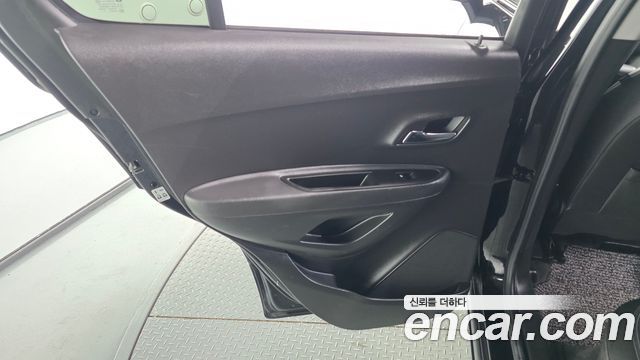 Chevrolet Trax 1.6 Diesel Perfact Black 2018 — фото 31