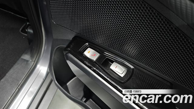 KG Mobility (SsangYong) Tivoli Air 1.6 RX 4WD 2016 — фото 19