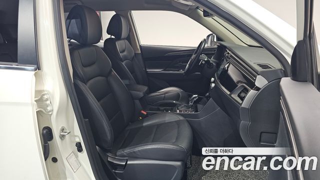 KG Mobility (SsangYong) Beautiful Korando Diesel 1.6 2WD C5 2021 — фото 12