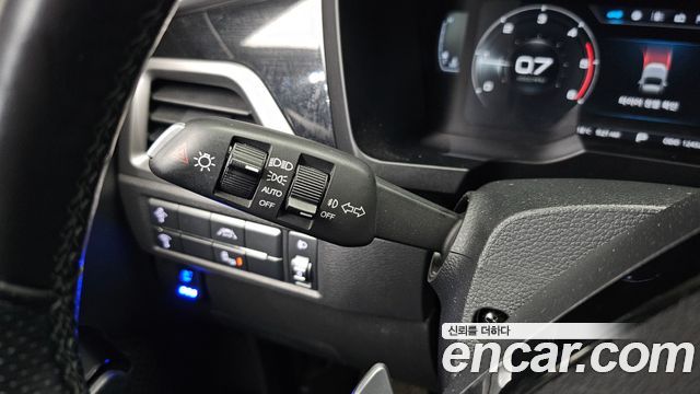 KG Mobility (SsangYong) Beautiful Korando Diesel 1.6 2WD C5 2021 — фото 17