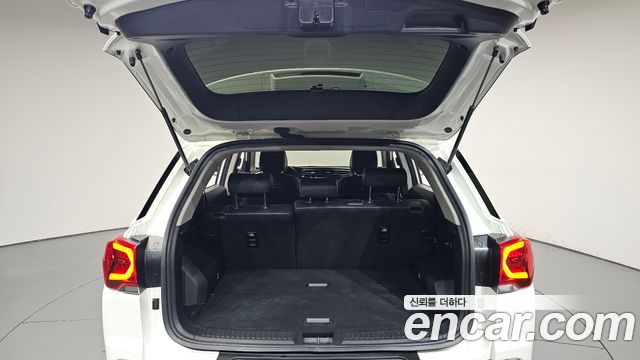 KG Mobility (SsangYong) Beautiful Korando Diesel 1.6 2WD C5 2021 — фото 31