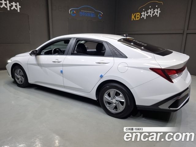 Hyundai Avante (CN7) 1.6 Smart 2024 — фото 2