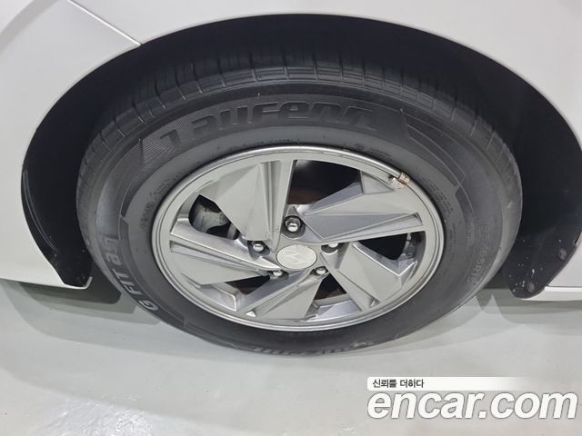 Hyundai Avante (CN7) 1.6 Smart 2024 — фото 9