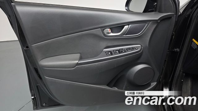 Hyundai Kona 1.6 Turbo 2WD Modern 2018 — фото 24