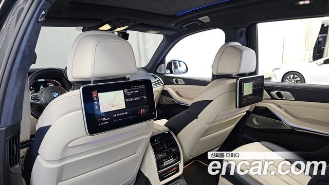 BMW X7 (G07) xDrive 40i M Sport Online Exclusive Edition 6 Seater 2022 — фото 19