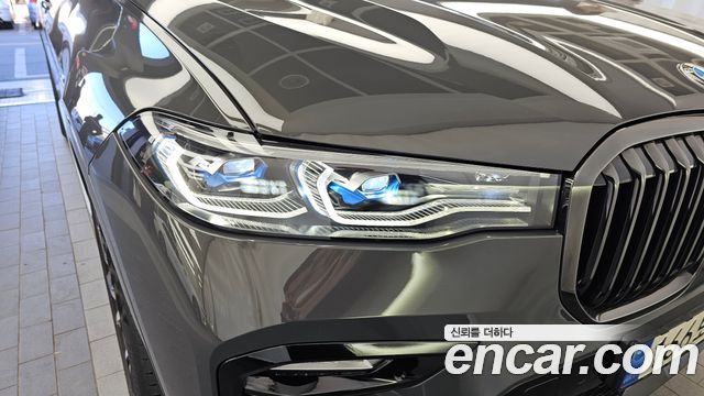 BMW X7 (G07) xDrive 40i M Sport Online Exclusive Edition 6 Seater 2022 — фото 22