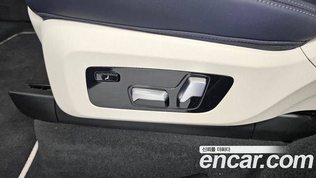 BMW X7 (G07) xDrive 40i M Sport Online Exclusive Edition 6 Seater 2022 — фото 33
