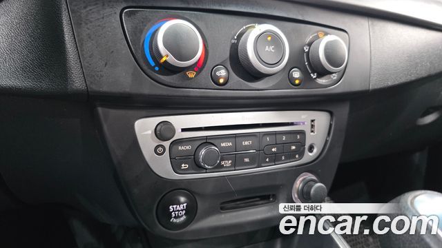 Renault Korea SM3 Neo SE 2018 — фото 31