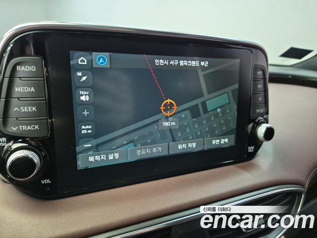 Hyundai Santa Fe (TM) Diesel 2.2 4WD Inspiration 2019 — фото 8