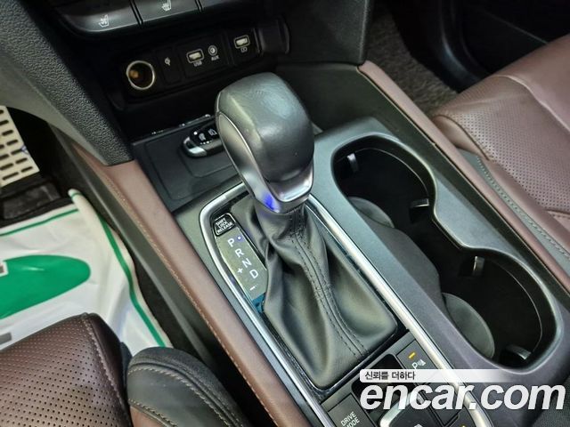 Hyundai Santa Fe (TM) Diesel 2.2 4WD Inspiration 2019 — фото 19
