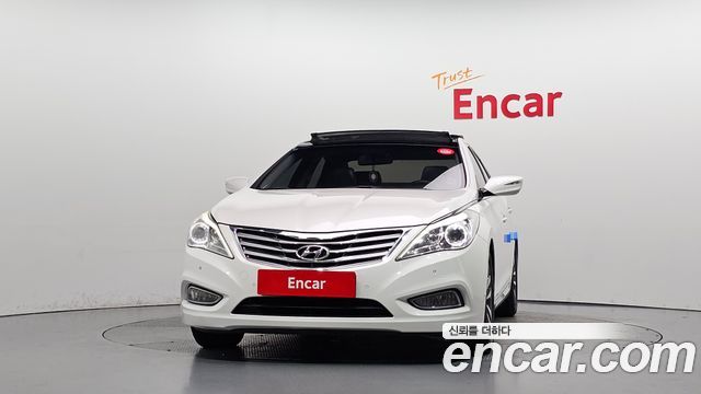 Hyundai Grandeur (HG) HG240 Luxury 2012 — фото 3
