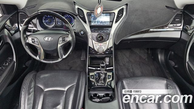 Hyundai Grandeur (HG) HG240 Luxury 2012 — фото 7
