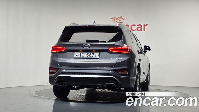 Hyundai Santa Fe (TM) Diesel 2.2 4WD Inspiration 2019 — фото 4