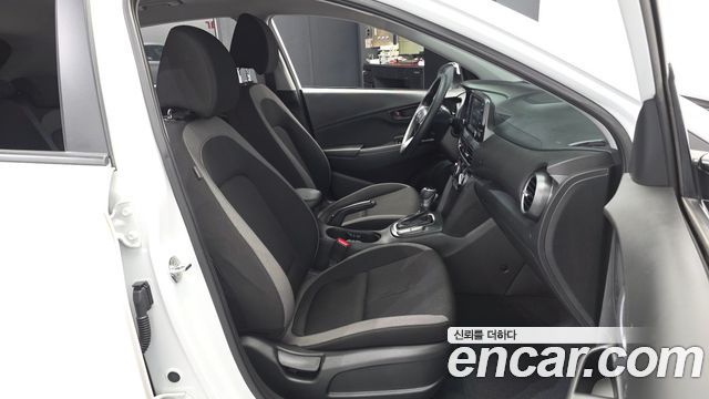Hyundai Kona 1.6 Turbo 2WD Smart 2019 — фото 11