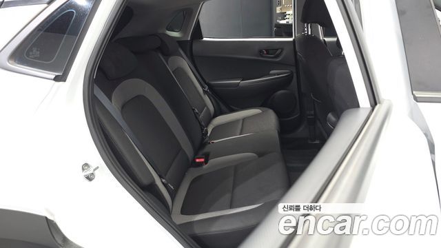 Hyundai Kona 1.6 Turbo 2WD Smart 2019 — фото 12