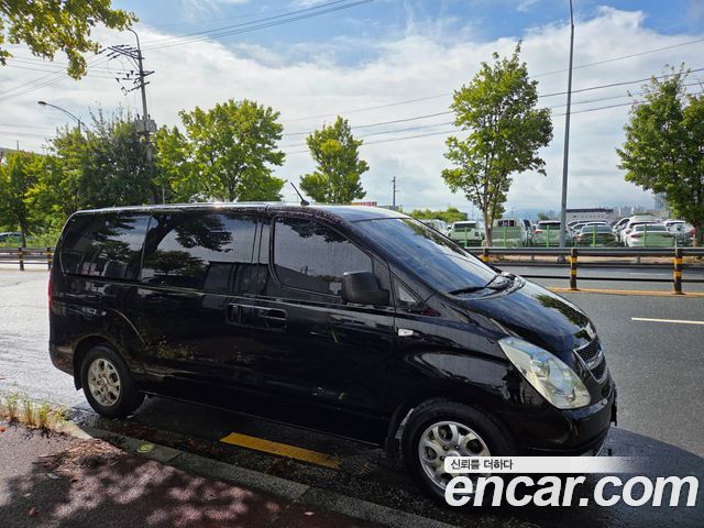 Hyundai Grand Starex 3-Seater VAN CVX Luxury 2012 — фото 4