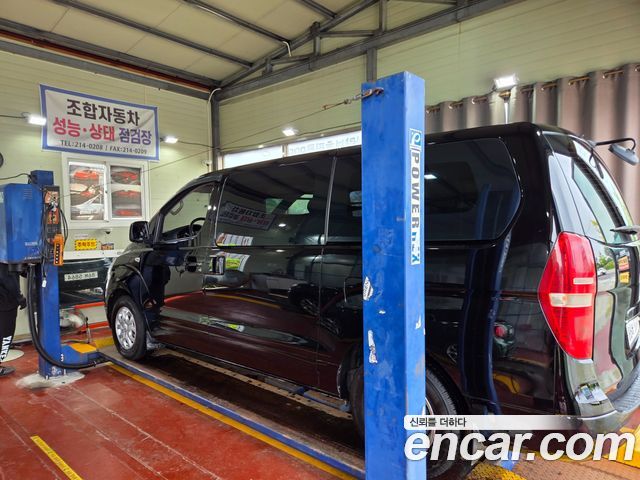 Hyundai Grand Starex 3-Seater VAN CVX Luxury 2012 — фото 9