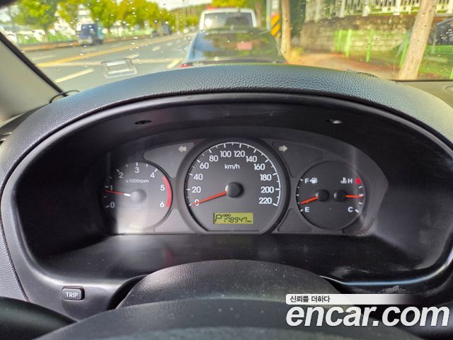 Hyundai Grand Starex 3-Seater VAN CVX Luxury 2012 — фото 18