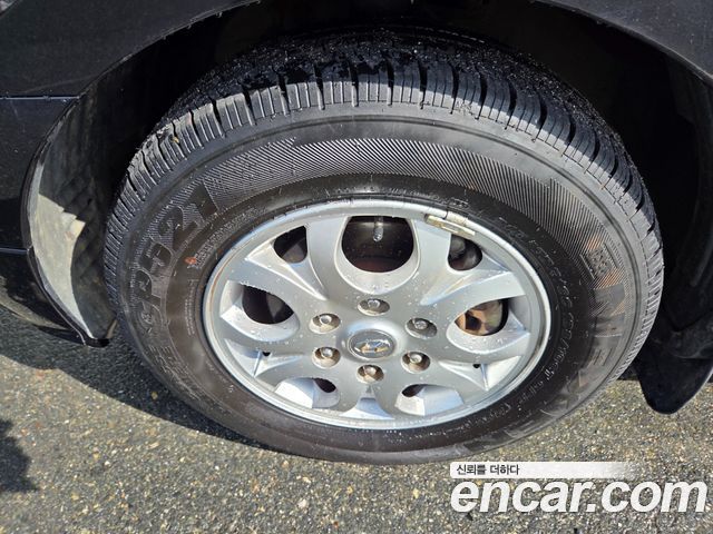 Hyundai Grand Starex 3-Seater VAN CVX Luxury 2012 — фото 23
