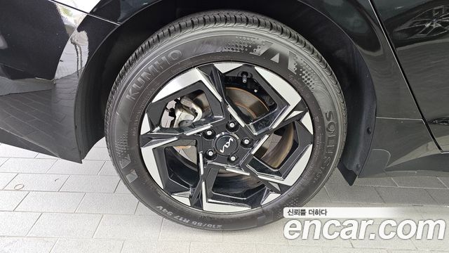 Kia K5 (III) 2.0 Prestige 2024 — фото 5