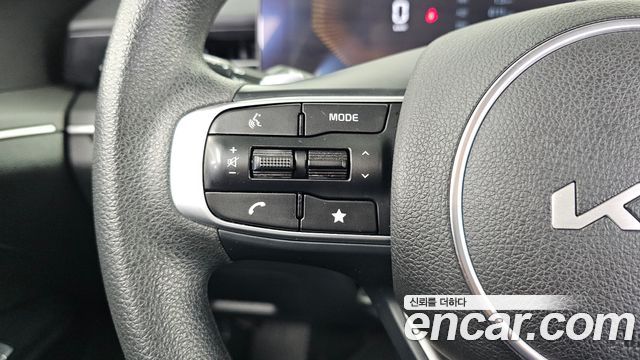 Kia K5 (III) 2.0 Prestige 2024 — фото 33
