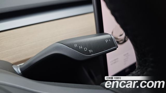 Tesla Model Y Standard Range RWD 2021 — фото 9