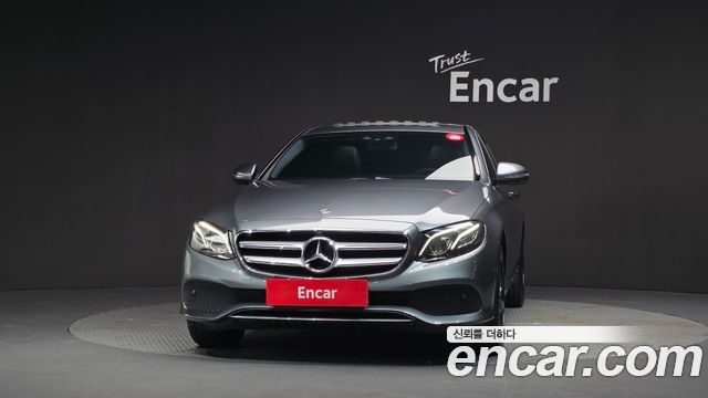Mercedes-Benz E-Class (W213) E300 4MATIC Avnatgarde 2019 — фото 3