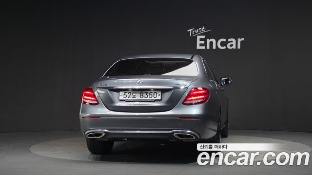 Mercedes-Benz E-Class (W213) E300 4MATIC Avnatgarde 2019 — фото 4