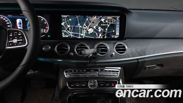 Mercedes-Benz E-Class (W213) E300 4MATIC Avnatgarde 2019 — фото 13