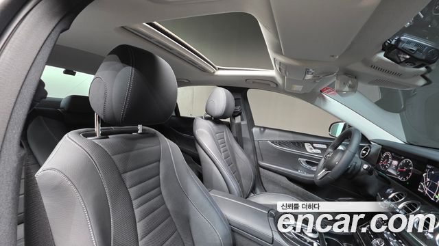 Mercedes-Benz E-Class (W213) E300 4MATIC Avnatgarde 2019 — фото 20