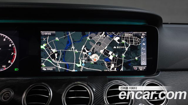 Mercedes-Benz E-Class (W213) E300 4MATIC Avnatgarde 2019 — фото 30