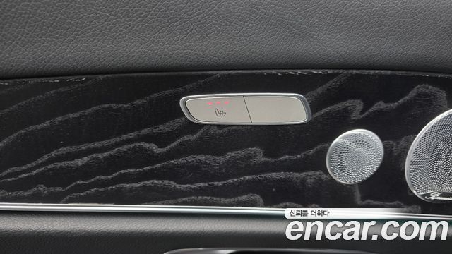 Mercedes-Benz E-Class (W213) E300 4MATIC Avnatgarde 2019 — фото 32