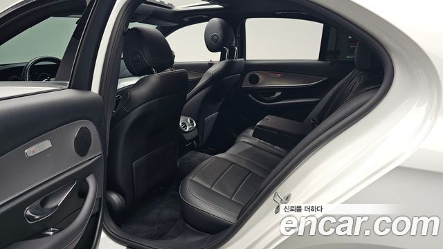 Mercedes-Benz E-Class (W213) E300 Avantgarde 2019 — фото 26