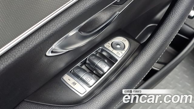 Mercedes-Benz E-Class (W213) E300 Avantgarde 2019 — фото 32
