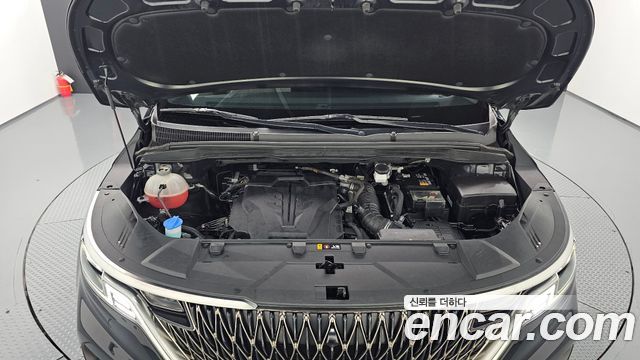 Kia Carnival (IV) Gasoline 4-Seater Hi-Limousine Signature 2022 — фото 6