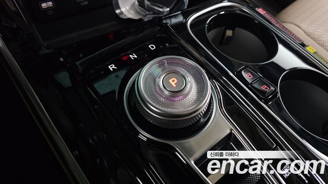 Kia Carnival (IV) Gasoline 4-Seater Hi-Limousine Signature 2022 — фото 9
