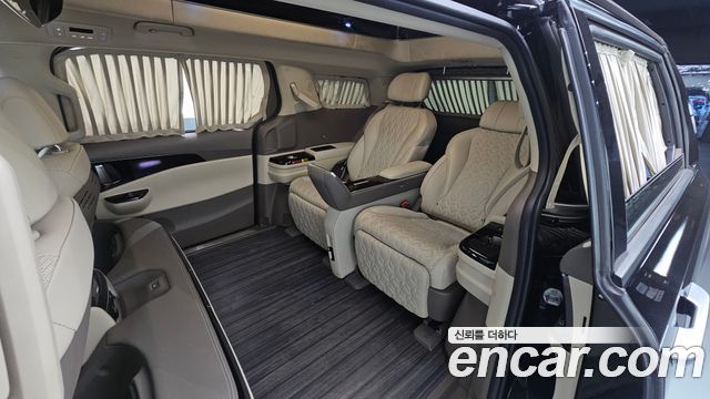 Kia Carnival (IV) Gasoline 4-Seater Hi-Limousine Signature 2022 — фото 12