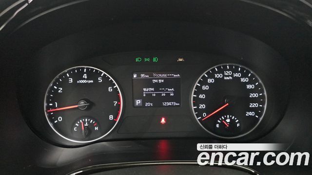 Kia Seltos Gasoline 1.6 Turbo 2WD Signature 2022 — фото 8