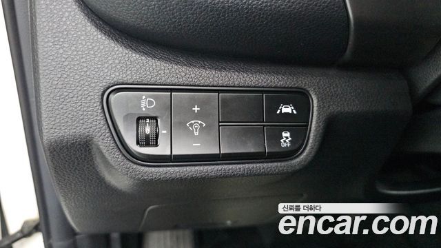 Kia Seltos Gasoline 1.6 Turbo 2WD Signature 2022 — фото 20