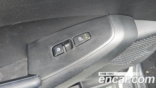 Kia Seltos Gasoline 1.6 Turbo 2WD Signature 2022 — фото 29