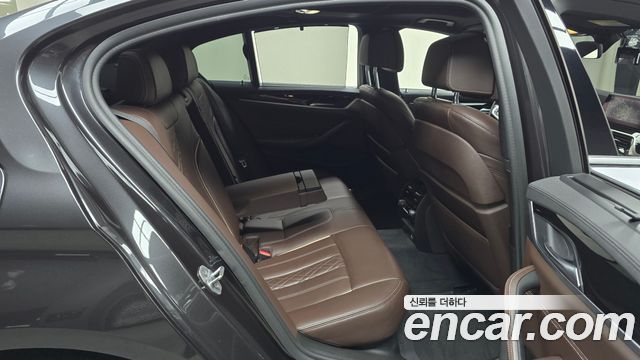 BMW 5 Series (G30) 530i M Sport Package Plus 2019 — фото 11