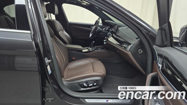 BMW 5 Series (G30) 530i M Sport Package Plus 2019 — фото 26