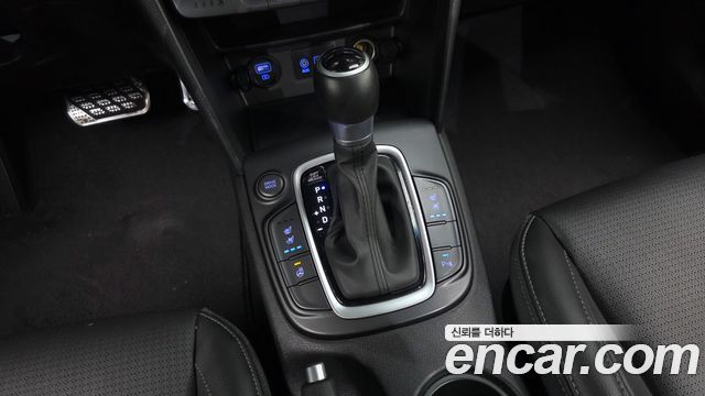 Hyundai Kona 1.6 Turbo 2WD Premium 2020 — фото 9