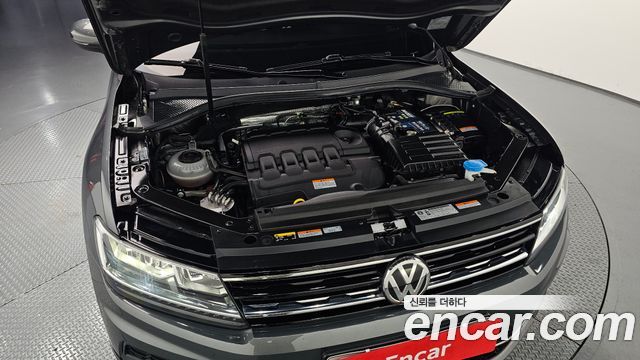 Volkswagen Tiguan (II) 2.0 TDI Premium 2020 — фото 6