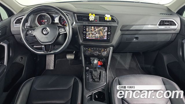 Volkswagen Tiguan (II) 2.0 TDI Premium 2020 — фото 7
