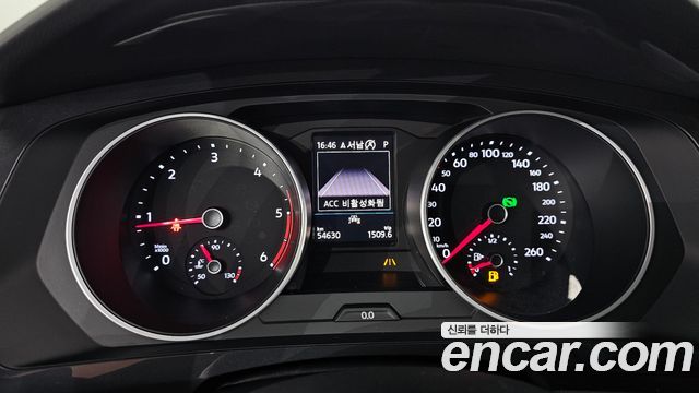 Volkswagen Tiguan (II) 2.0 TDI Premium 2020 — фото 8