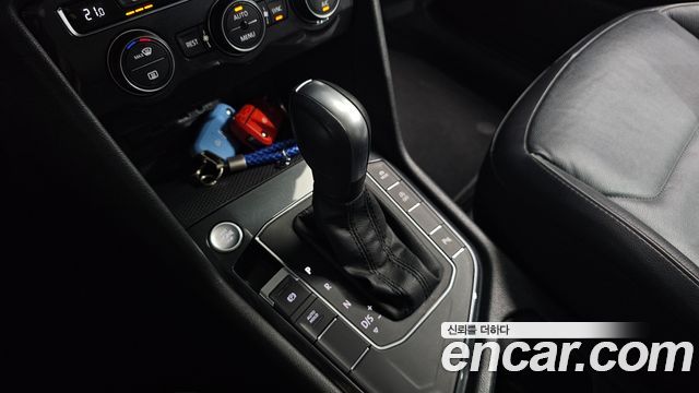 Volkswagen Tiguan (II) 2.0 TDI Premium 2020 — фото 9