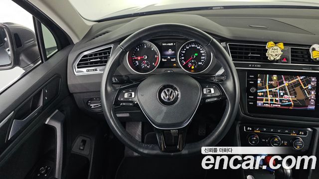 Volkswagen Tiguan (II) 2.0 TDI Premium 2020 — фото 13