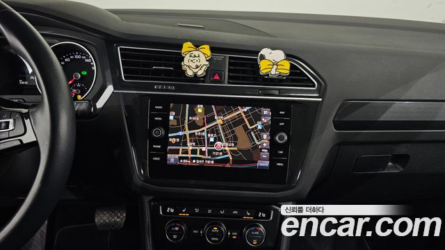 Volkswagen Tiguan (II) 2.0 TDI Premium 2020 — фото 14