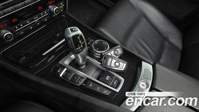 BMW 5 Series GT (F07) GT xDrive 2014 — фото 9